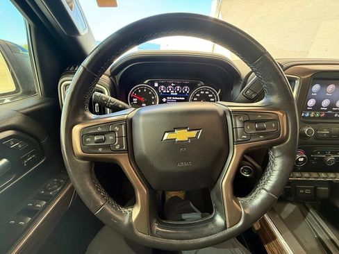 Used 2020 Chevrolet Silverado 1500 High Country RWD image 17
