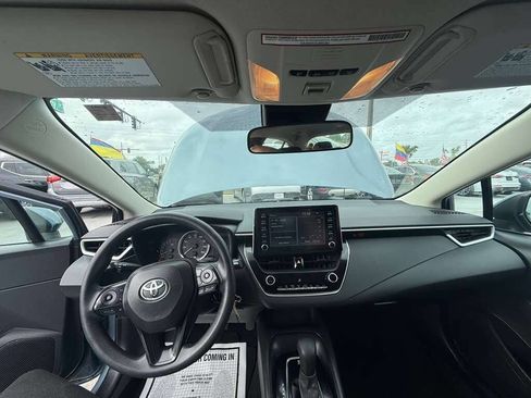 Used 2020 Toyota Corolla LE FWD image 22