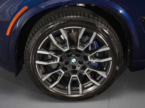 Used 2025 BMW X5 M60i AWD/4WD image 18