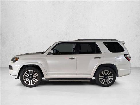 Used 2021 Toyota 4Runner Limited AWD/4WD image 8