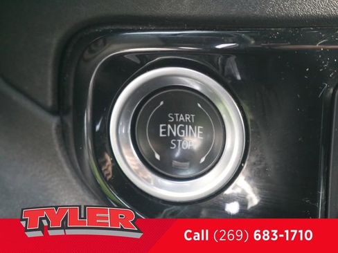 Used 2024 Chevrolet Silverado 2500 High Country w/ High Country Premium Package AWD/4WD image 35