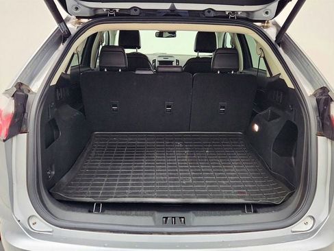 Used 2020 Ford Edge SEL w/ Convenience Package image 21