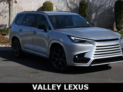 New 2025 Lexus TX 500h AWD