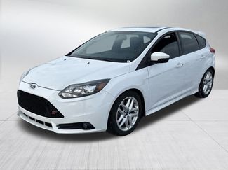 Used 2014 Ford Focus ST w/ Equipment Group 202A video 2