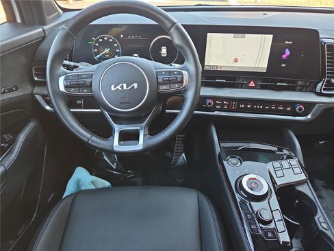 Certified 2024 Kia Sportage X-Line Prestige image 16