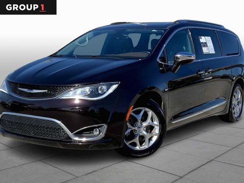 Used 2019 Chrysler Pacifica Limited FWD image 1