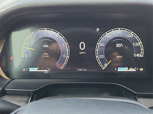 Used 2025 Jeep Grand Cherokee L Limited w/ Black Appearance Package image 12