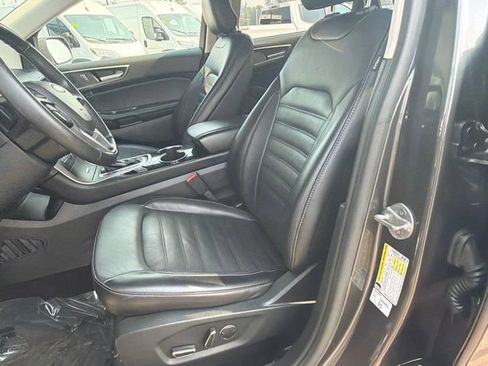 Used 2016 Ford Edge SEL w/ Equipment Group 201A AWD/4WD image 19