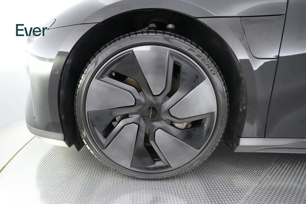 Used 2024 Lucid Air Touring AWD/4WD image 17