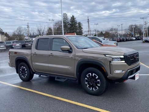 Used 2023 Nissan Frontier PRO-4X w/ Pro Convenience Package image 7