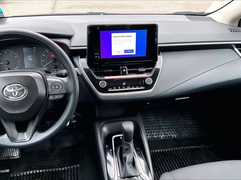 Used 2025 Toyota Corolla LE FWD image 7