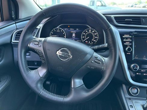 Used 2020 Nissan Murano SV FWD image 14