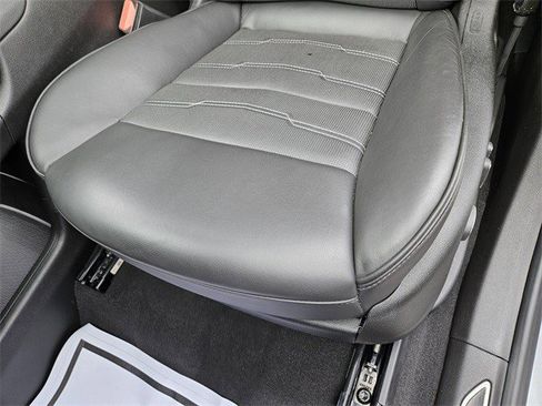 Certified 2024 Cadillac XT5 Premium Luxury w/ Platinum Package image 9