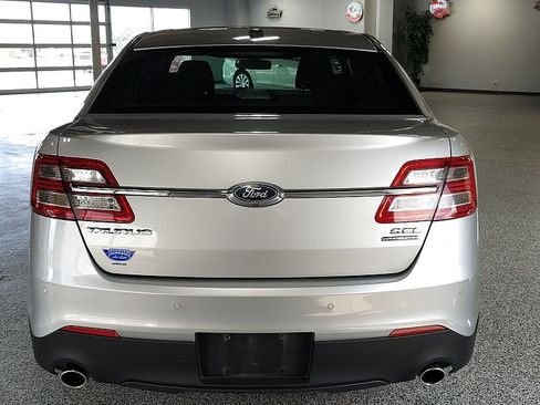 Used 2016 Ford Taurus SEL FWD image 6