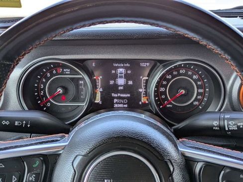 Used 2022 Jeep Gladiator Mojave w/ Trailer Tow Package AWD/4WD image 28