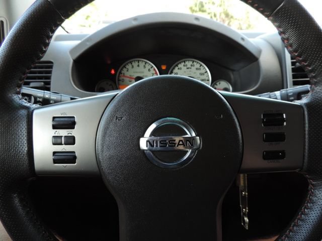 Used 2011 Nissan Xterra PRO-4X w/ Pro-4x Leather Pkg AWD/4WD image 29