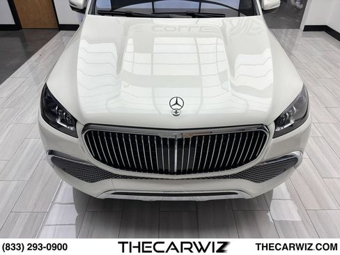 Used 2022 Mercedes-Benz Maybach GLS 600 4MATIC image 12