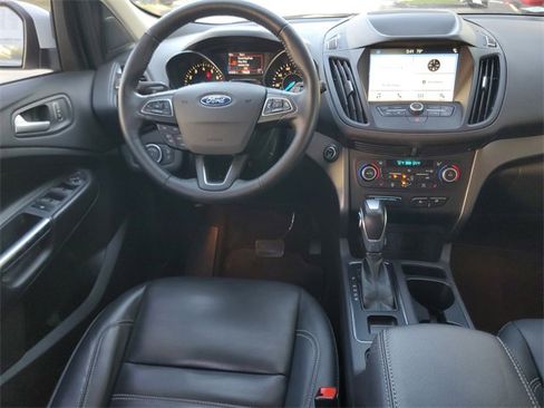 Used 2019 Ford Escape SEL image 16