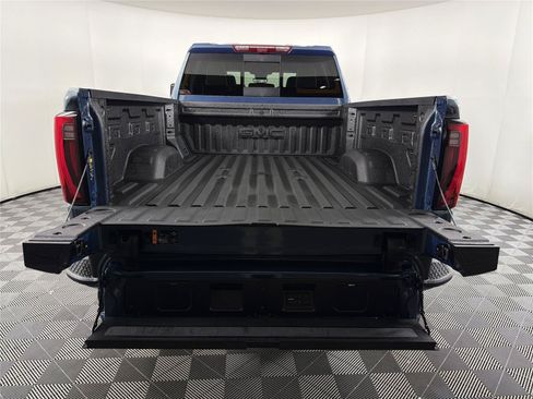 New 2026 GMC Sierra 2500 Denali Ultimate AWD/4WD image 16