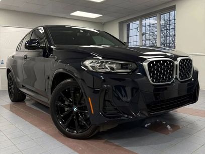 Used 2022 BMW X4 xDrive30i w/ M Sport Package 2