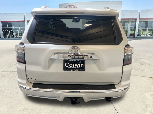 Used 2024 Toyota 4Runner Limited AWD/4WD image 8