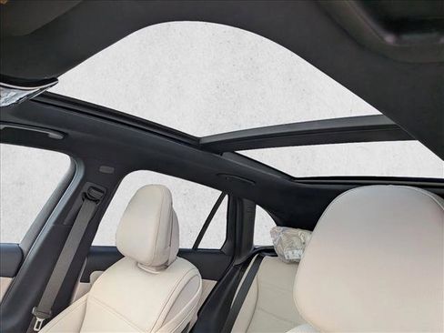 New 2026 Mercedes-Benz GLC 300 4MATIC image 15