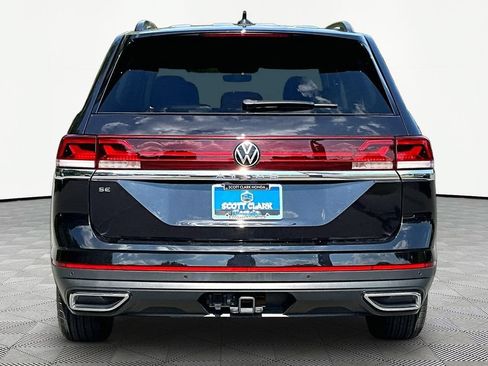 Used 2025 Volkswagen Atlas SE FWD image 6