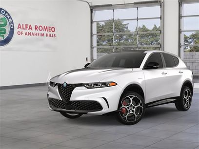 New 2025 Alfa Romeo Tonale w/ Premium Package