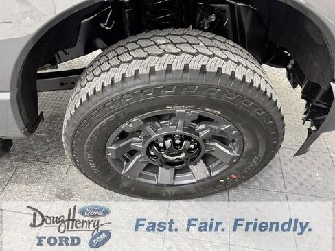 Used 2025 Ford F250 XL w/ STX Appearance Package image 18