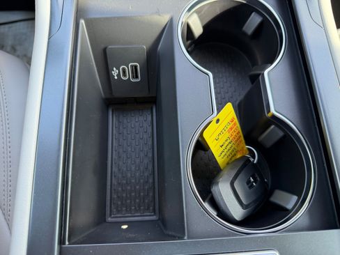 New 2026 Lincoln Nautilus Premier w/ Equipment Group 102A image 25