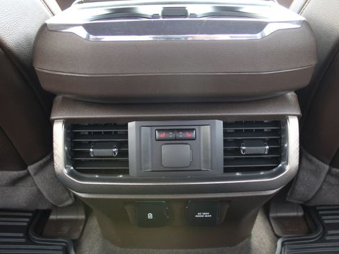 Used 2023 Ford F150 King Ranch w/ Equipment Group 601A High AWD/4WD image 30