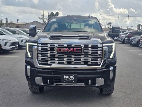 New 2026 GMC Sierra 2500 Denali w/ Denali Reserve Package image 2