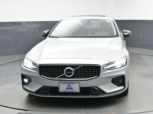 Used 2023 Volvo S60 B5 Core w/ Climate Package FWD image 3