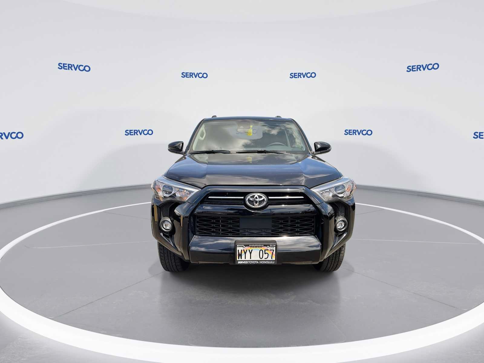 Used 2024 Toyota 4Runner SR5 Premium RWD image 3