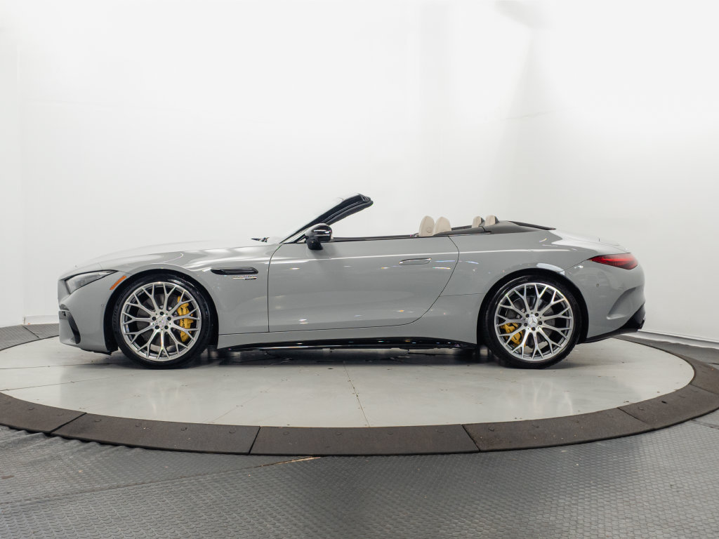 Certified 2022 Mercedes-Benz SL 63 AMG 4MATIC w/ Driver Assistance Package image 5