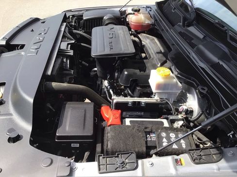 Used 2022 RAM 1500 Big Horn AWD/4WD image 38