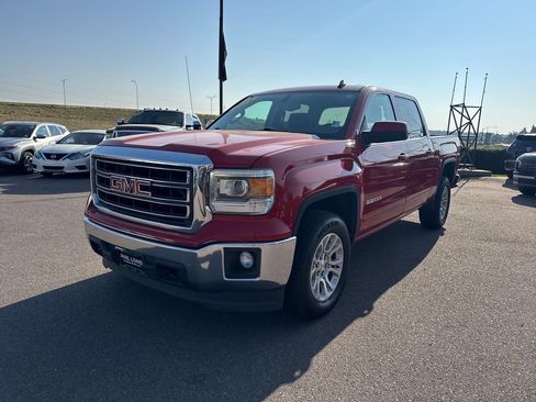 Used 2014 GMC Sierra 1500 SLE w/ SLE Value Package AWD/4WD image 3