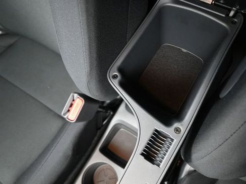 New 2025 Nissan Kicks Play S FWD image 24