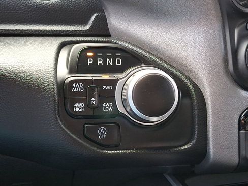 Used 2022 RAM 1500 Big Horn AWD/4WD image 30