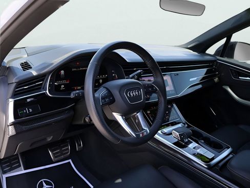 Used 2022 Audi SQ7 Prestige AWD/4WD image 18