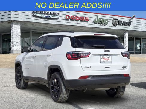 New 2026 Jeep Compass Latitude image 4