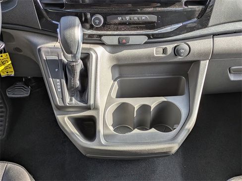 Certified 2025 Ford Transit 350 XLT image 19