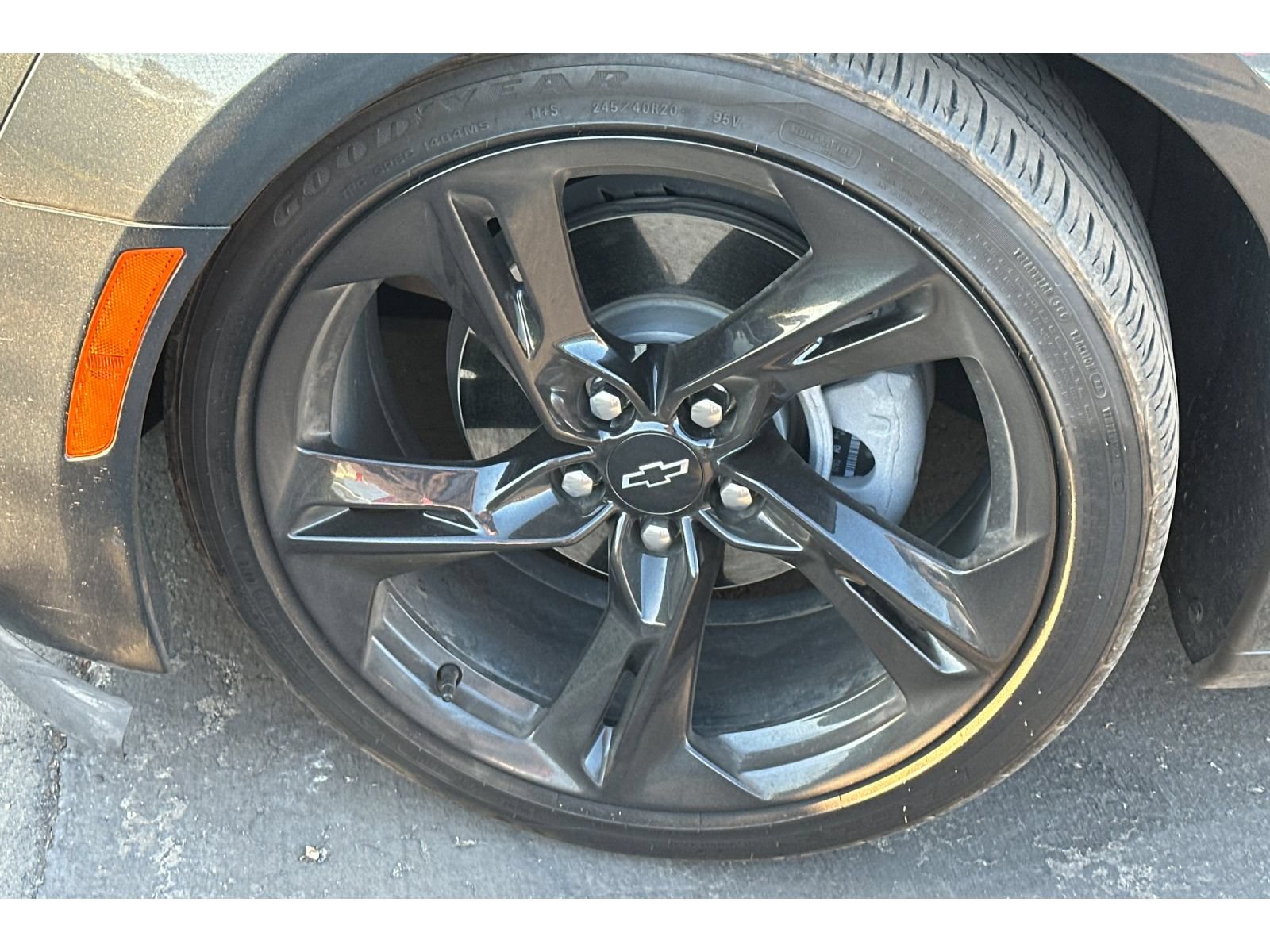 Used 2021 Chevrolet Camaro LT RWD image 4