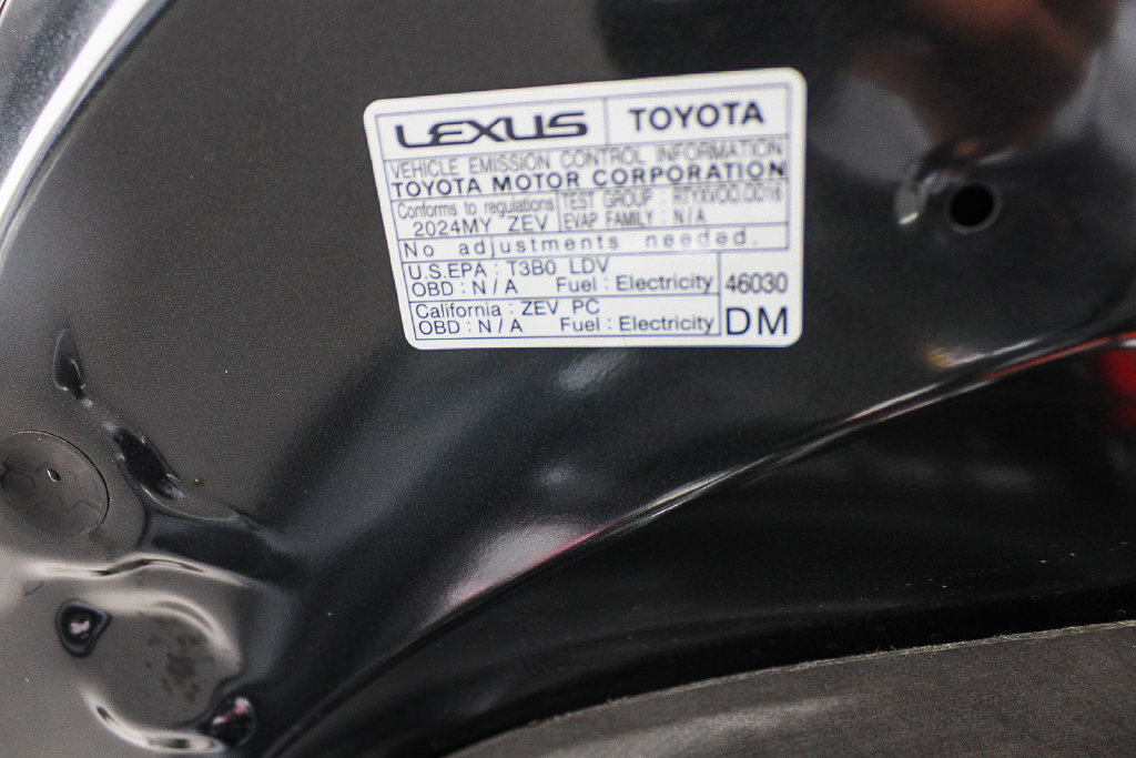 Used 2024 Lexus RZ 300e Premium FWD image 28
