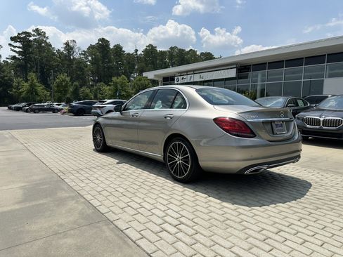 Used 2019 Mercedes-Benz C 300 Sedan image 7