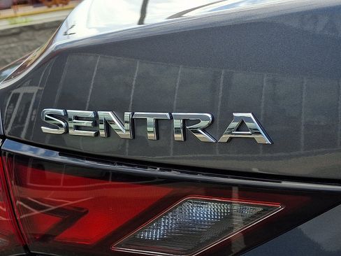Used 2024 Nissan Sentra SV FWD image 30