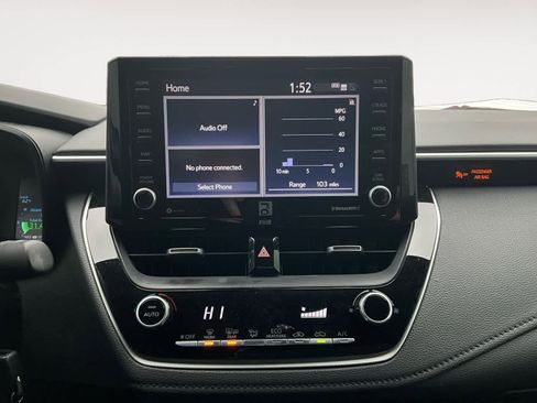 Used 2022 Toyota Corolla SE image 13