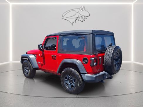Used 2020 Jeep Wrangler Sport AWD/4WD image 3