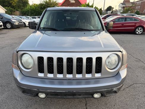 Used 2014 Jeep Patriot Sport FWD image 3