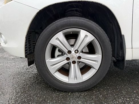 Used 2008 Toyota Highlander Sport image 18